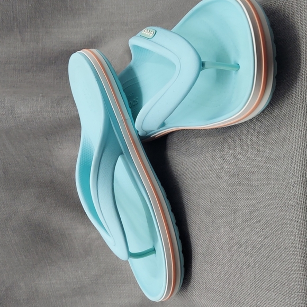 Women's Crocs Bayaband Flip Flops Light Blue & Salmon Size 9